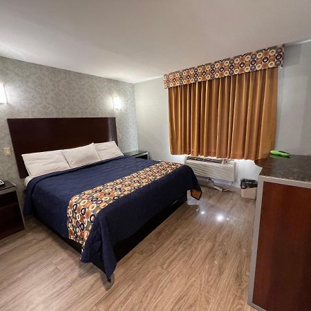 Atlantic Motor Inn New York Bagian luar foto