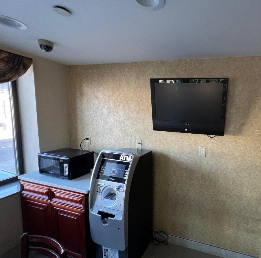 Atlantic Motor Inn New York Bagian luar foto