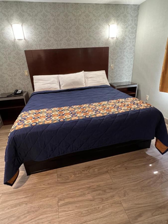 Atlantic Motor Inn New York Bagian luar foto